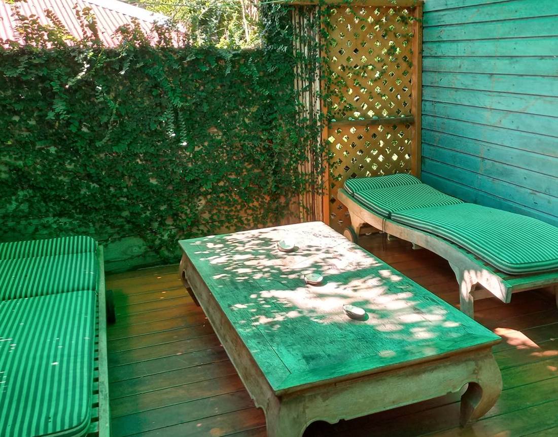 LE BUNGALOW "DORTOIR" - la terrasse