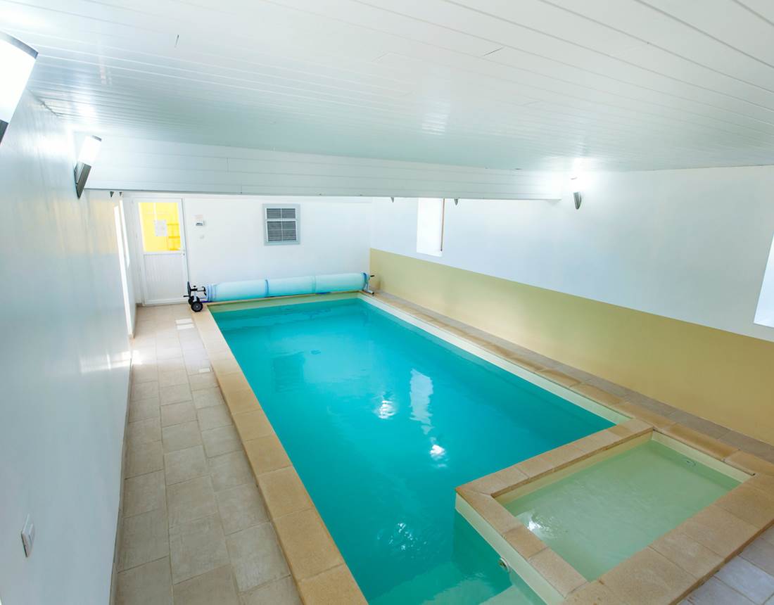 la piscine du gîte de la tour de guet