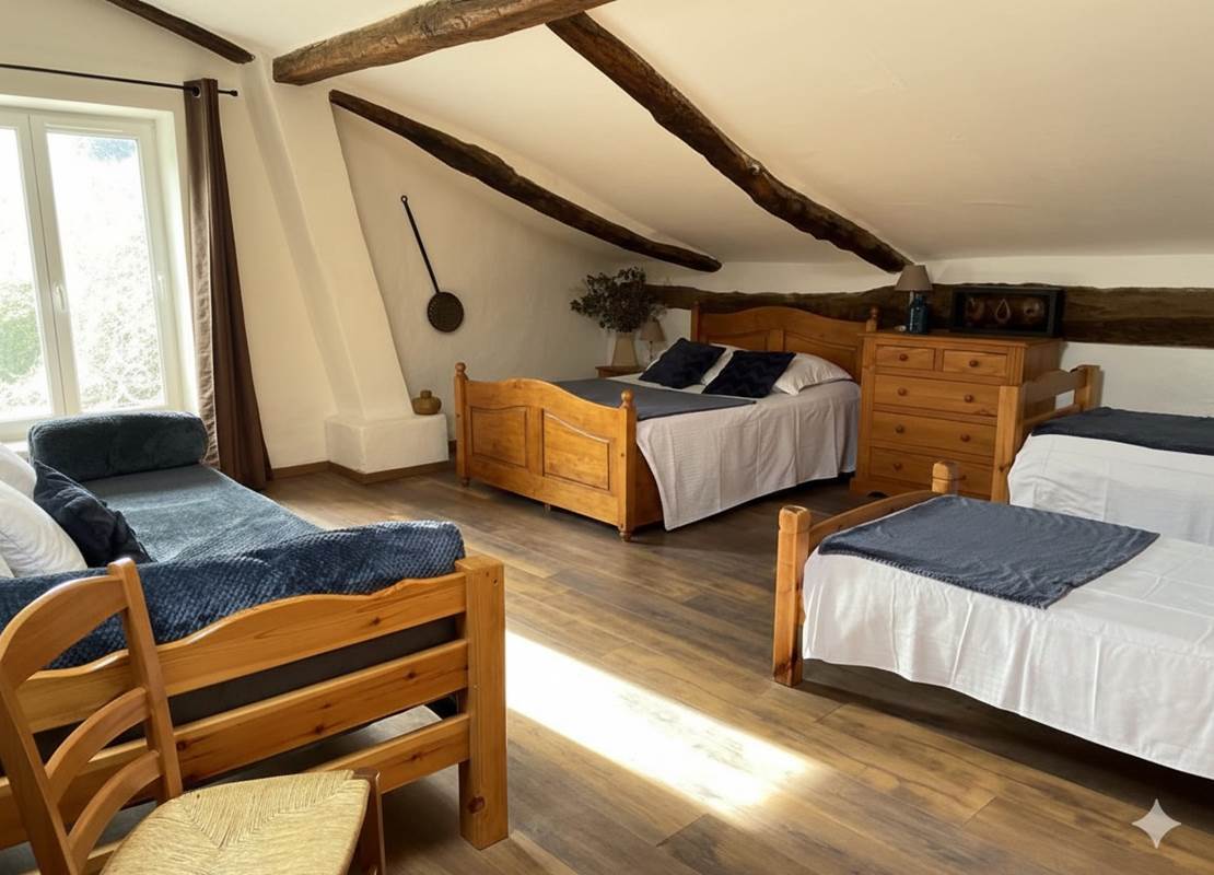 ombrebleuedufigfuier-chambre-châtaigne 1