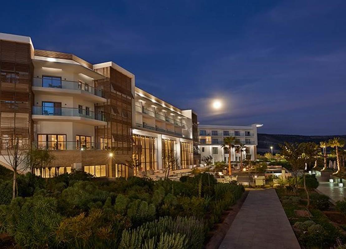 HYATT 10