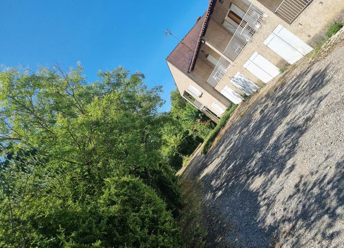 thumbnail (1) gand immeuble  08 23