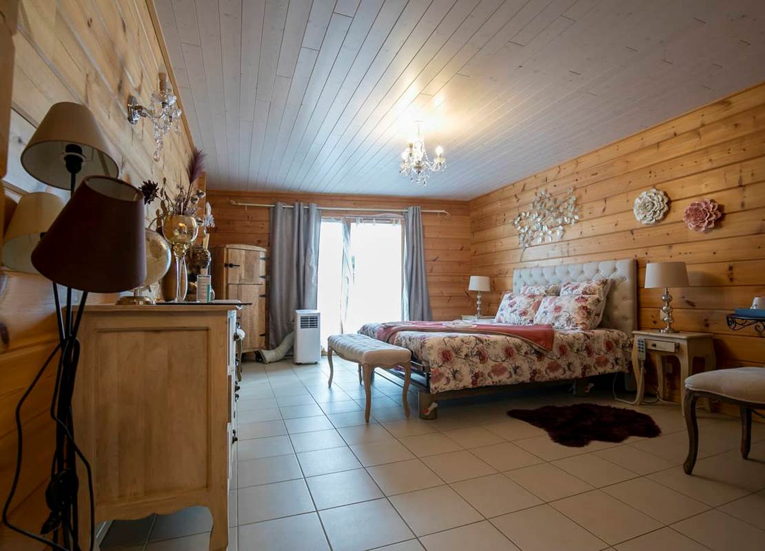 Chambre au rez-de-chaussée, Chambres d'hôtes piscine, Chambres d'hôtes Sancerre