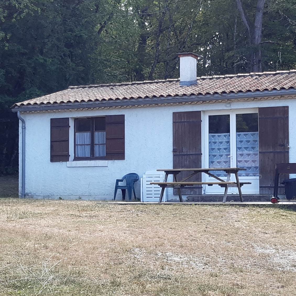 Pavillon 14 extérieur