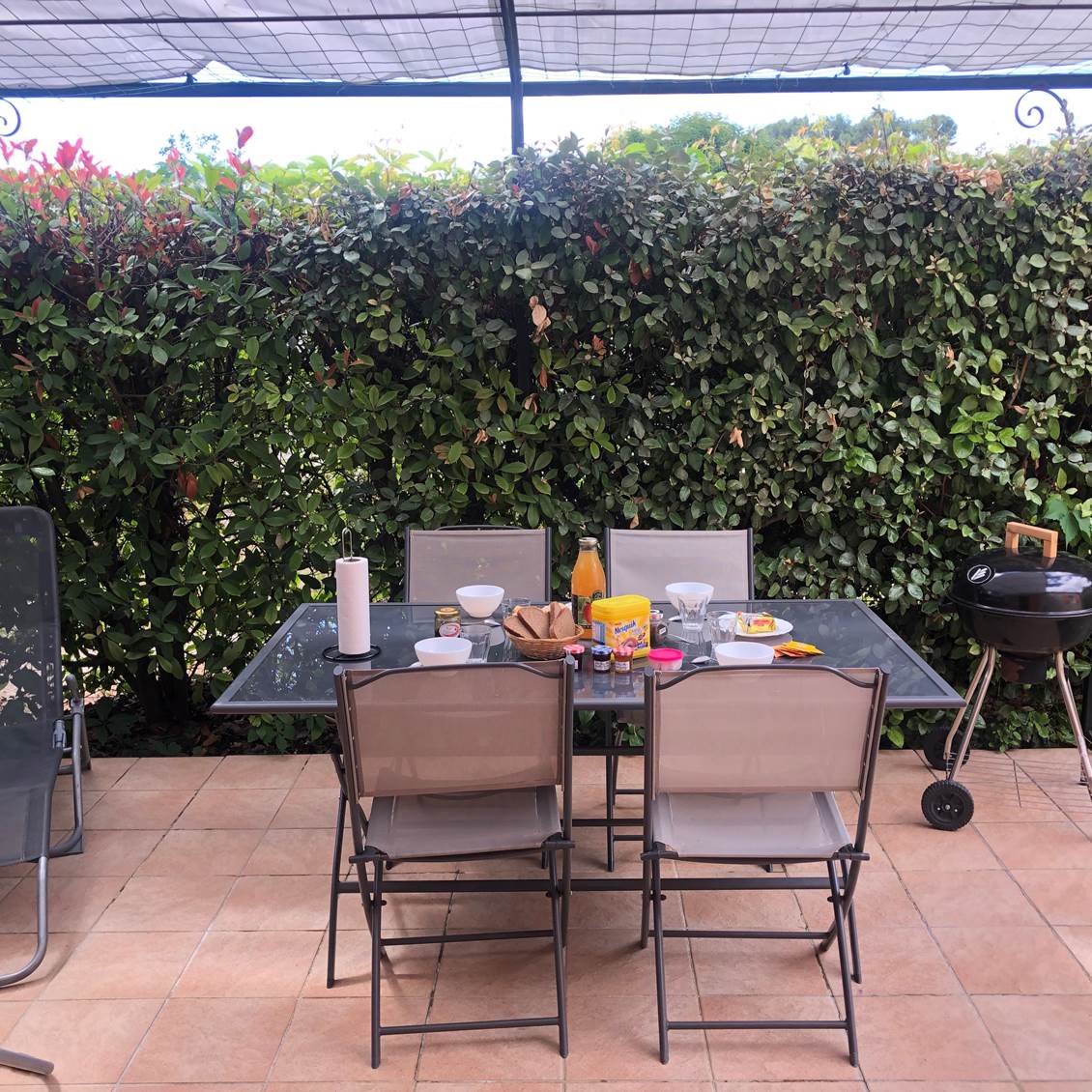 Les Mazets du Rouret - Che^ne Vert terrasse sans vis a` vis