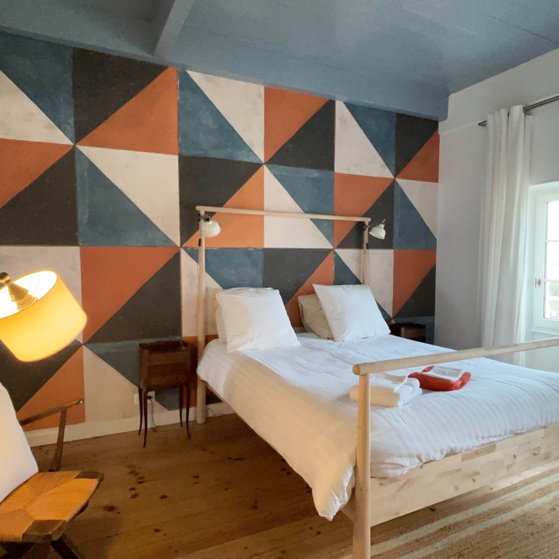 Chambre Sinagot vue sur jardin et mer