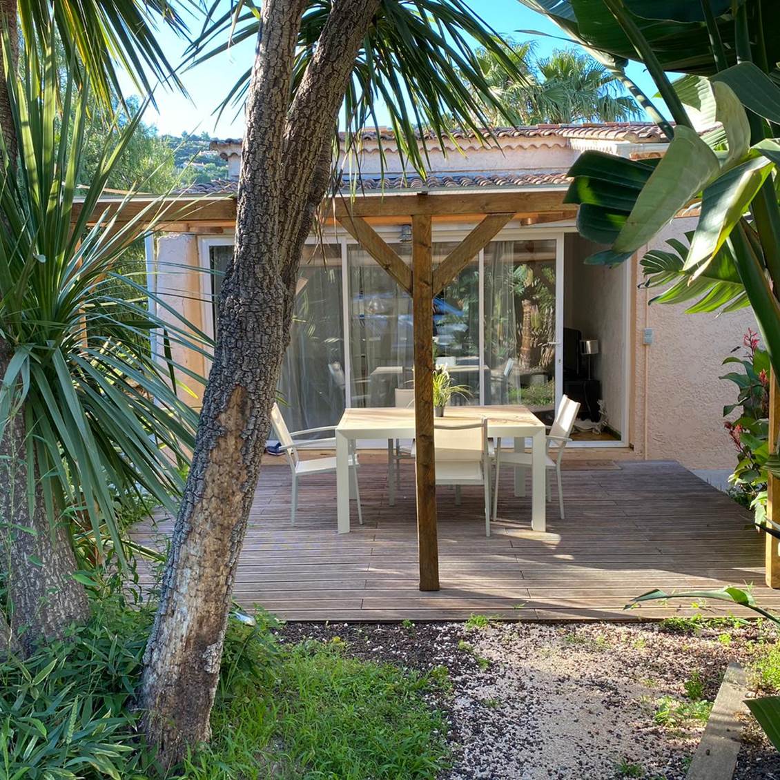 terrasse privée de Lou Mazet (1)