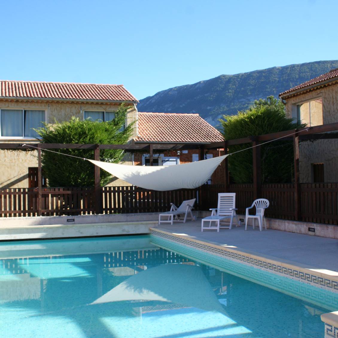 Piscine extérieur chauffée