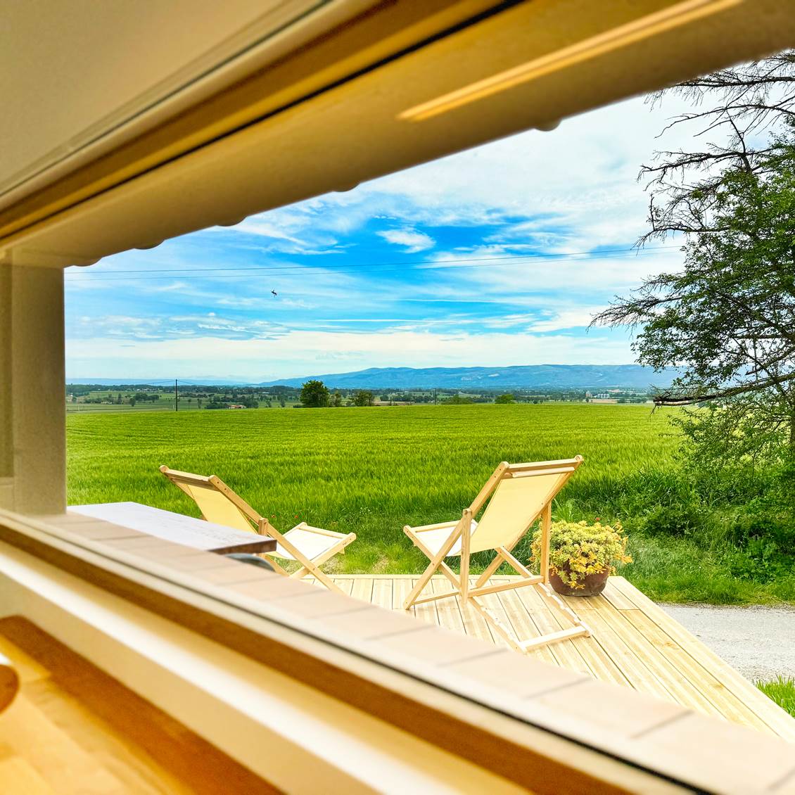 vue-studio-le-lodge-campagne-transat-lauragais.jpg
