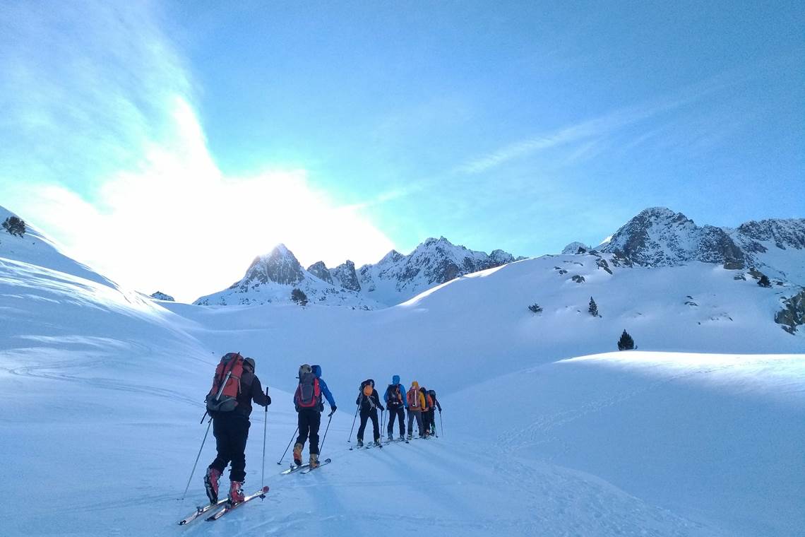Initiation au ski de randonnée dans les Hautes-Pyrénées
