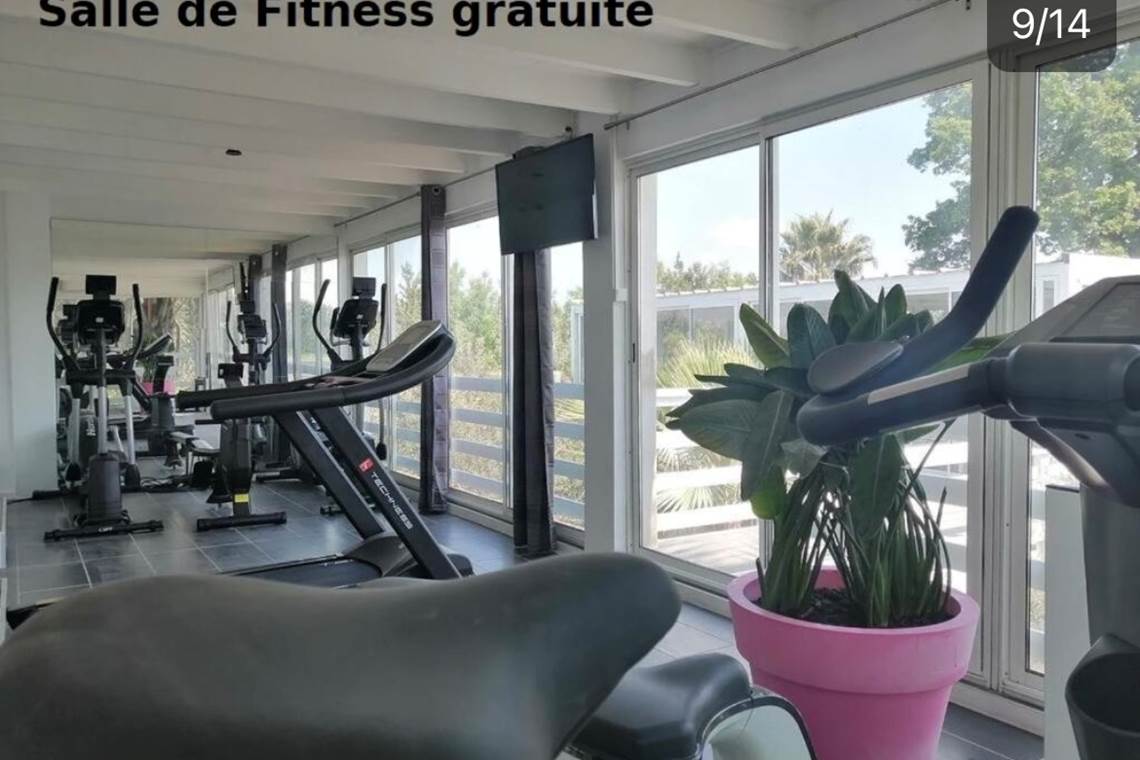 B85794B2-9254-4AD6-A355-F8F05D370DF3