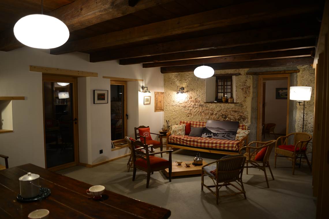 Espace Diamant, Crest Voland, Chalet des Molliettes, Appartement Saint Bernard (salon soir)