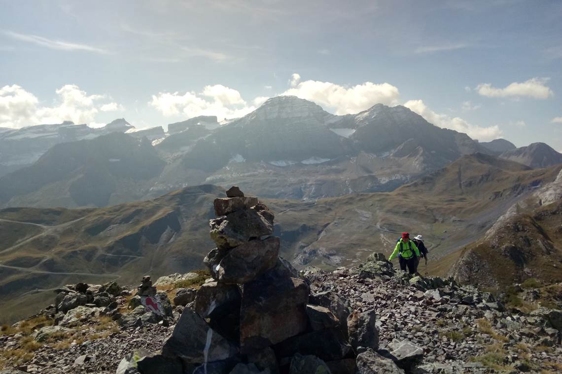 Au sommet de Lary
