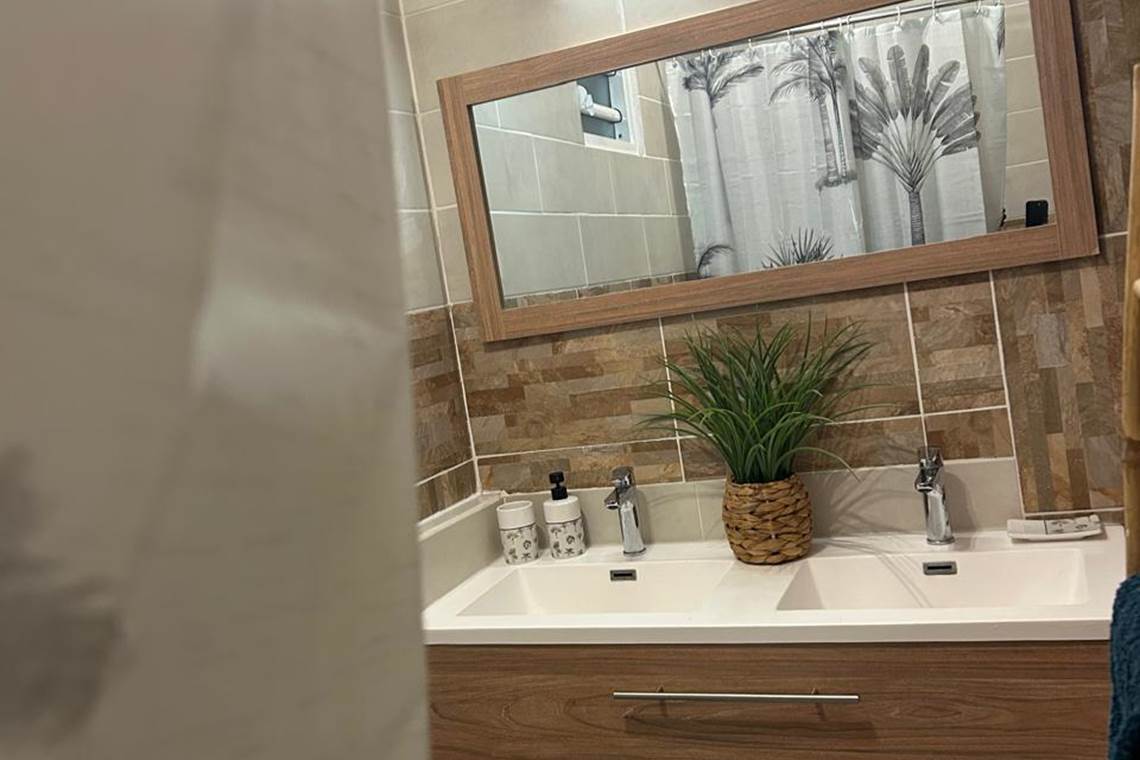 ad375964-f026-43e8-81ae-6eeed493f454