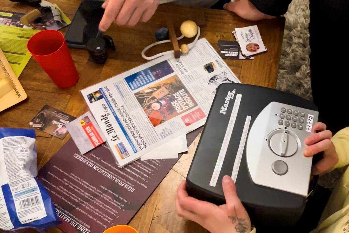 A8C6598F-43E8-4B87-8087-6C569638284E