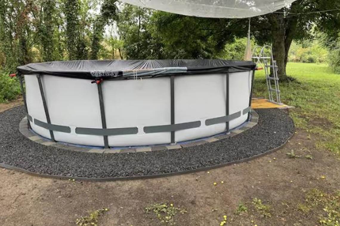 piscine-couverte-calme-location-lauragaise