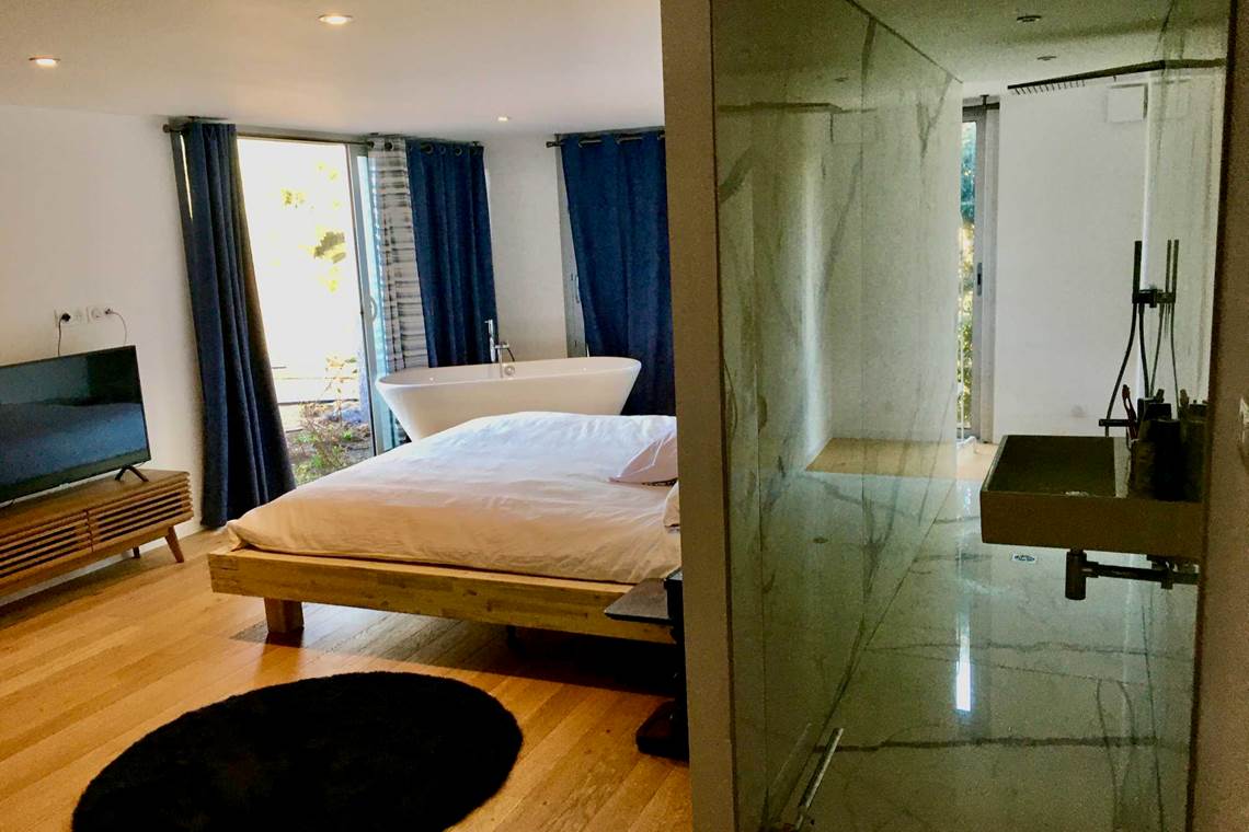 lorello Suite Agosta