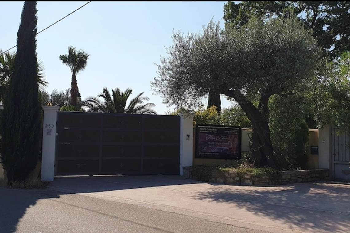 EFF667AA-99A5-43BF-BB0E-1D57774A0C14