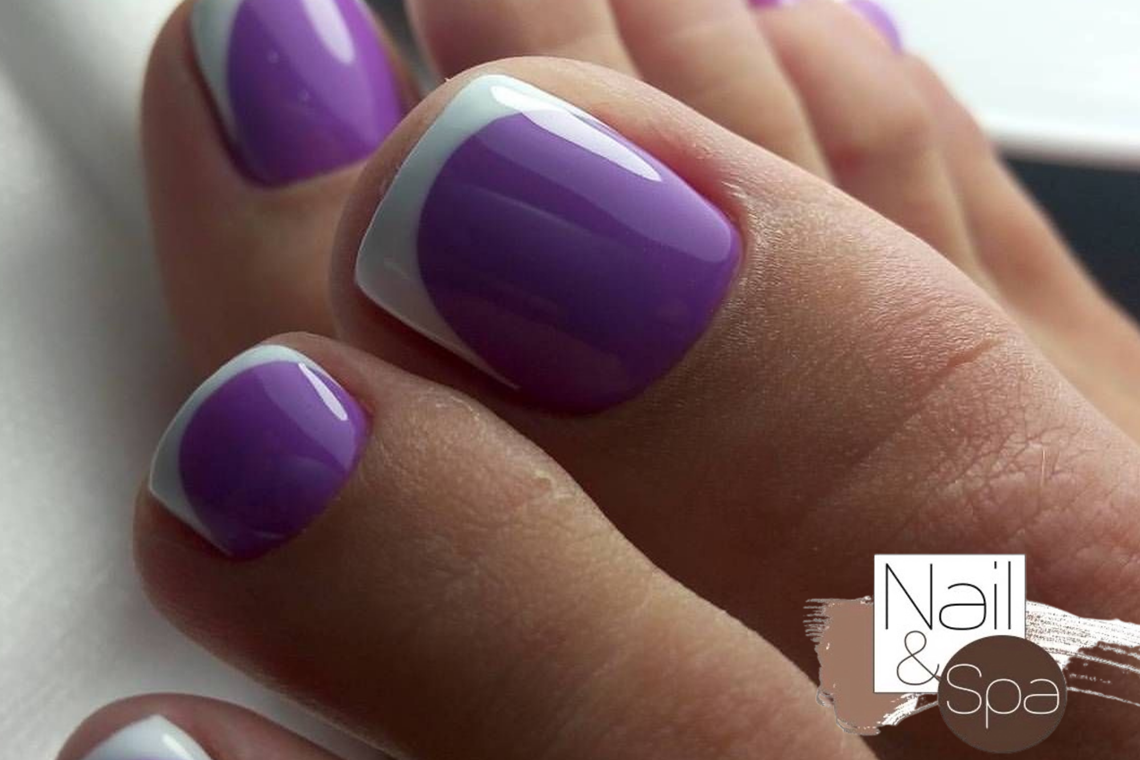 vernis gel pieds french de couleur