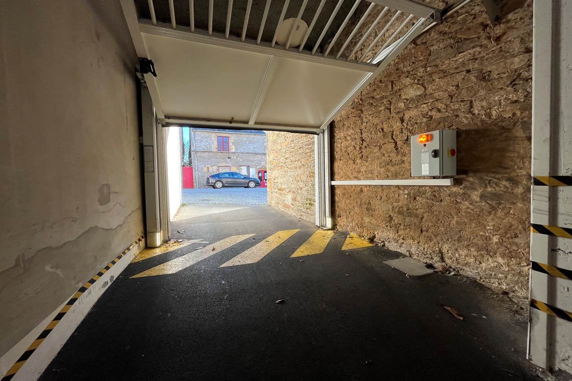 Entrée parking privé