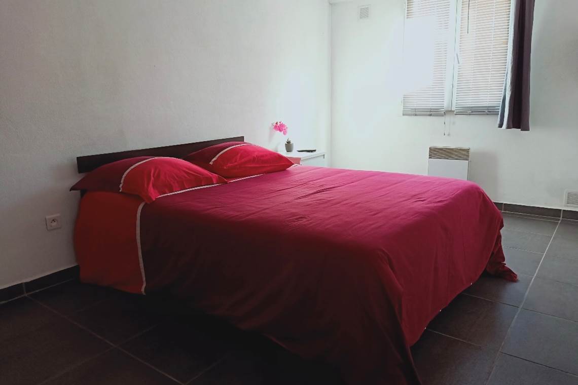 EBBBAB4C-0D77-4AC8-BB9A-E6006EB6A301