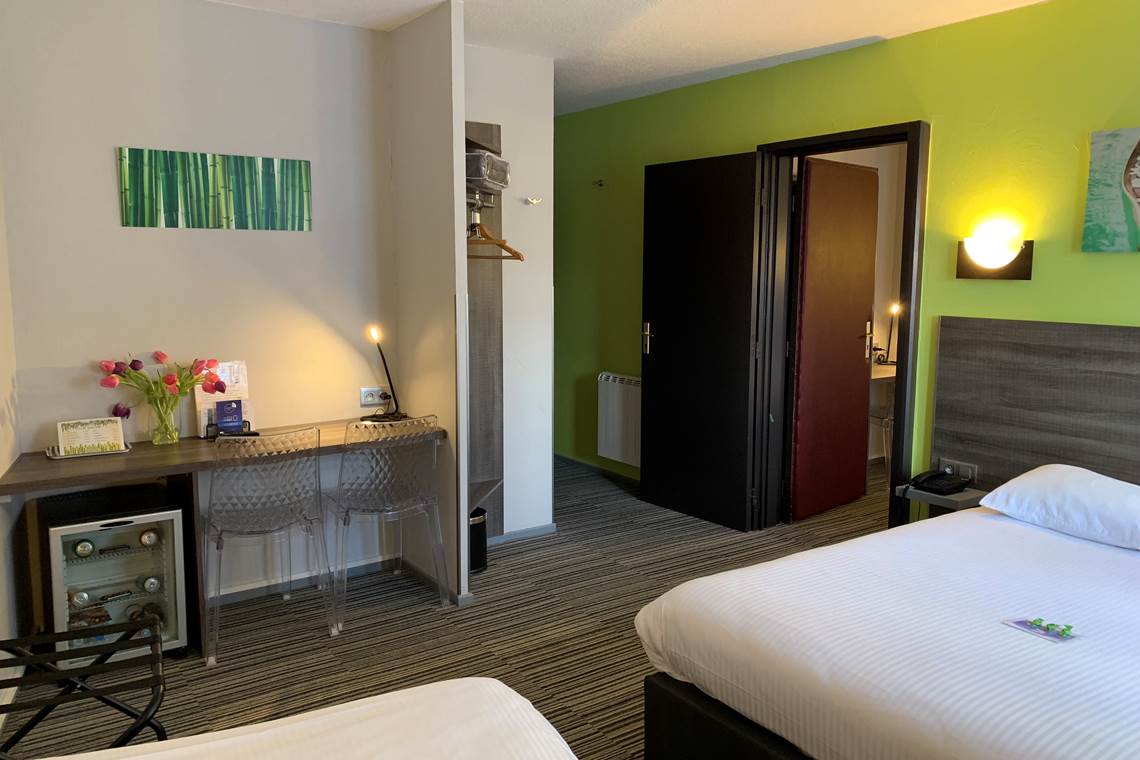 Chambres communicantes 5 personnes