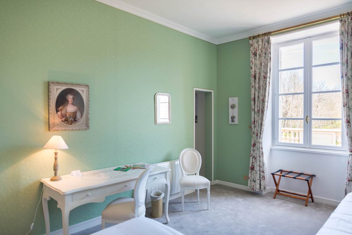 Chambre Verte Château double ou quadruple avec bureau