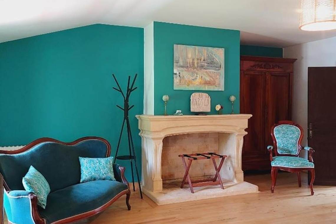 chambre-hote-manoir-courbiac-piscine