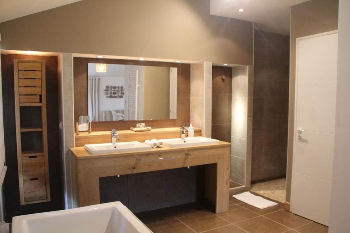 chambre-hote-manoir-courbiac-piscine