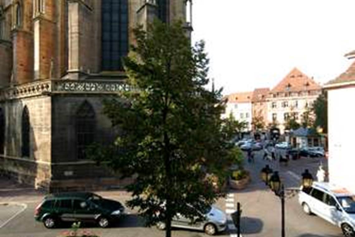 Vue de l'appartement sur la Collégiale