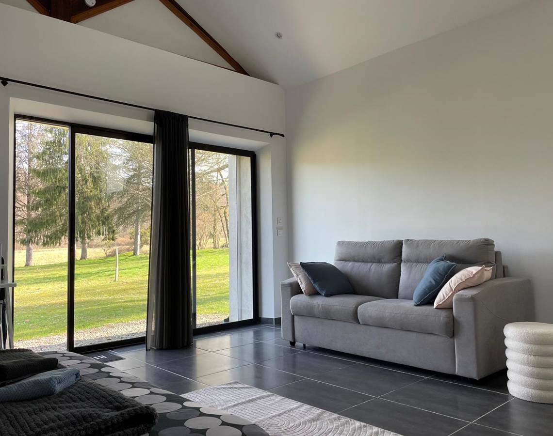 Chambre Pic du Midi - vue de la baie vitrée-presta