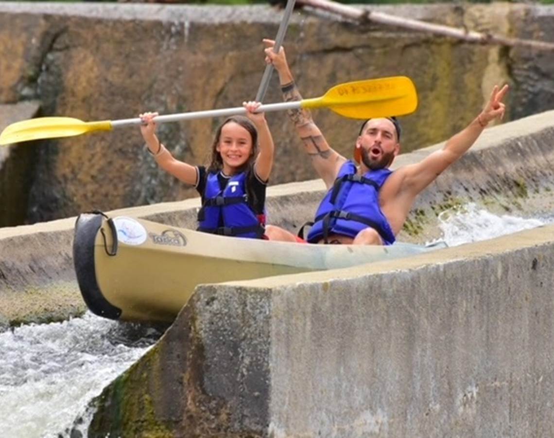canoë-famille-ardeche-kayak-alain-bateaux-presta