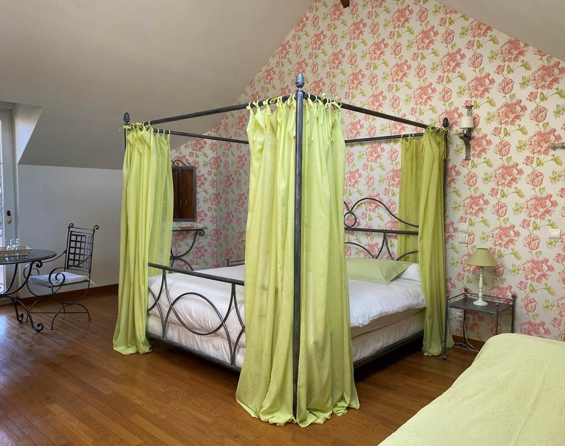 Chambre Charles VII de la suite des Sacres-presta