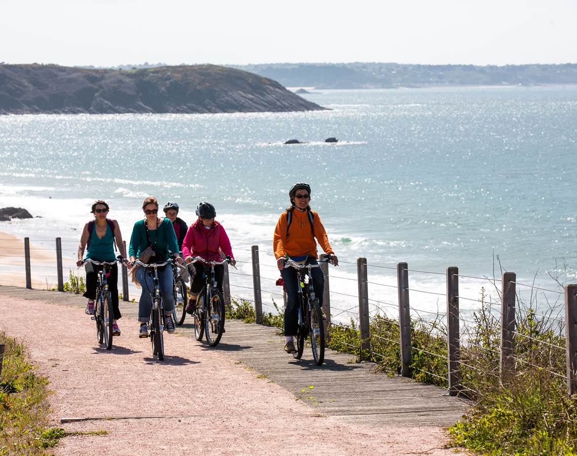 cap-evasion-velo-balade-accompagnee-en-vae-au-cap-frehel (7)-presta