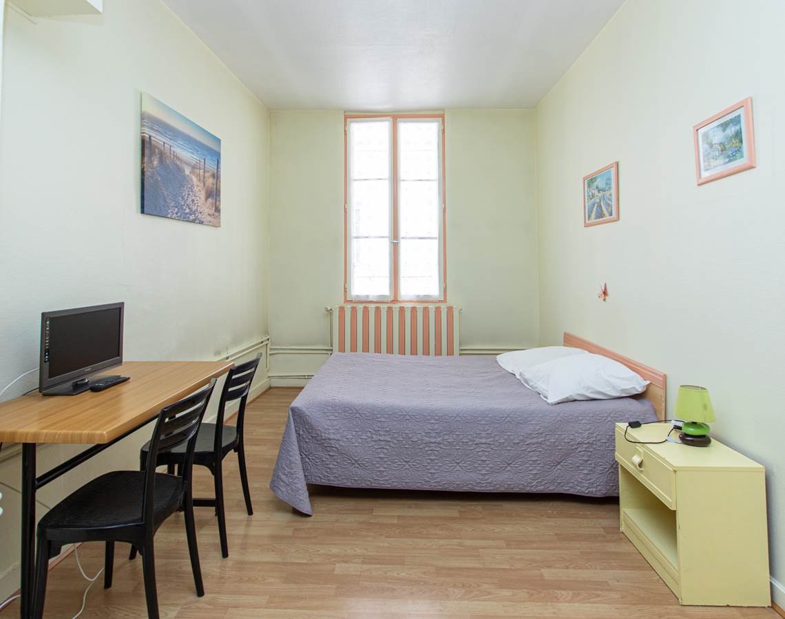 CHAMBRE 1 HOTEL DU PALAIS-presta