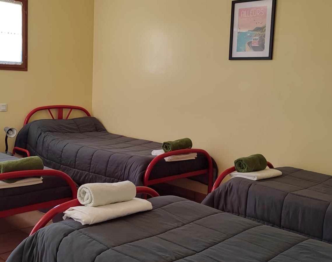 COMPOSTELLE HOTEL OSTABAT-presta