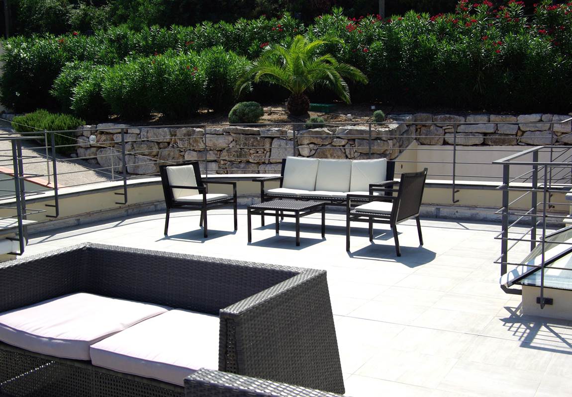 amazing sea vue villa with roof top south france riviera-page