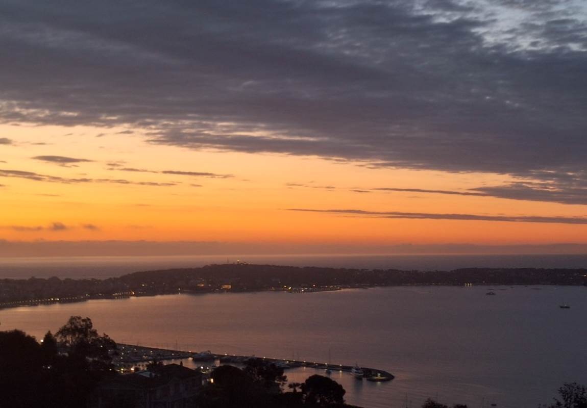 coucher de soleil depuis le toit terrasse-page