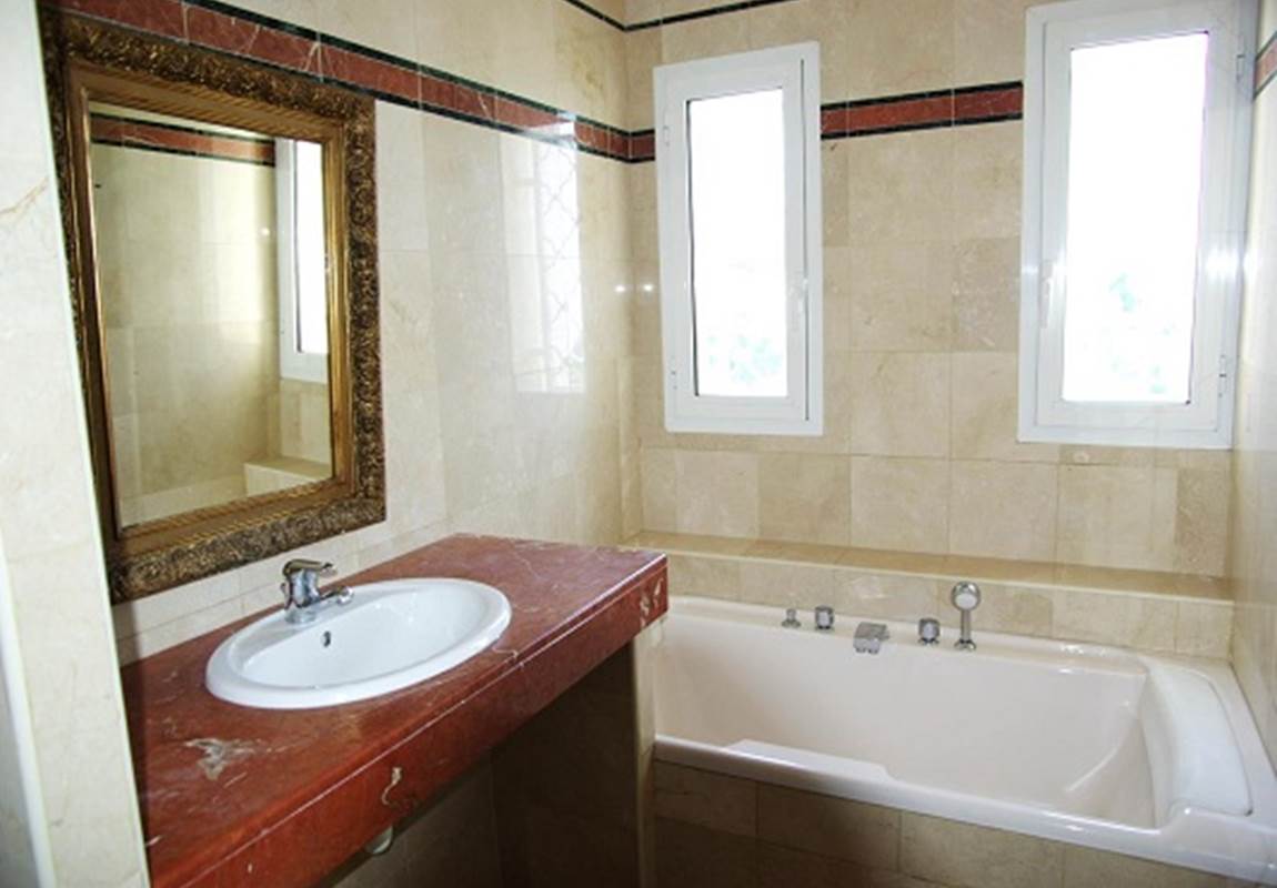 amazing sea vue villa with roof top south france riviera 6 bedrooms 4 cars park-page