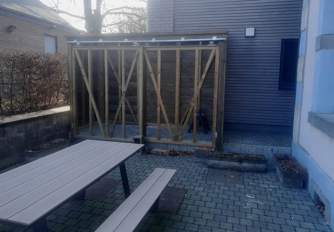 Futur abri de vélos (jusqu'à 8 vélos)-news