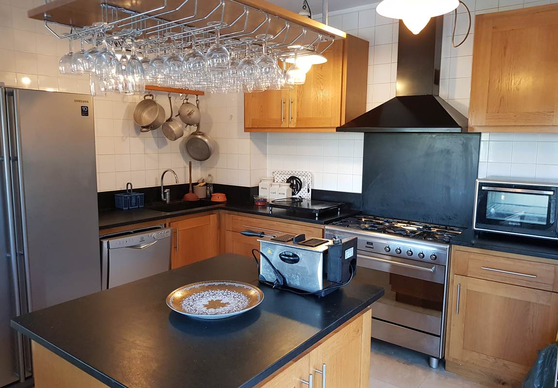 amazing south france riviera villa full equiped kitchen-page