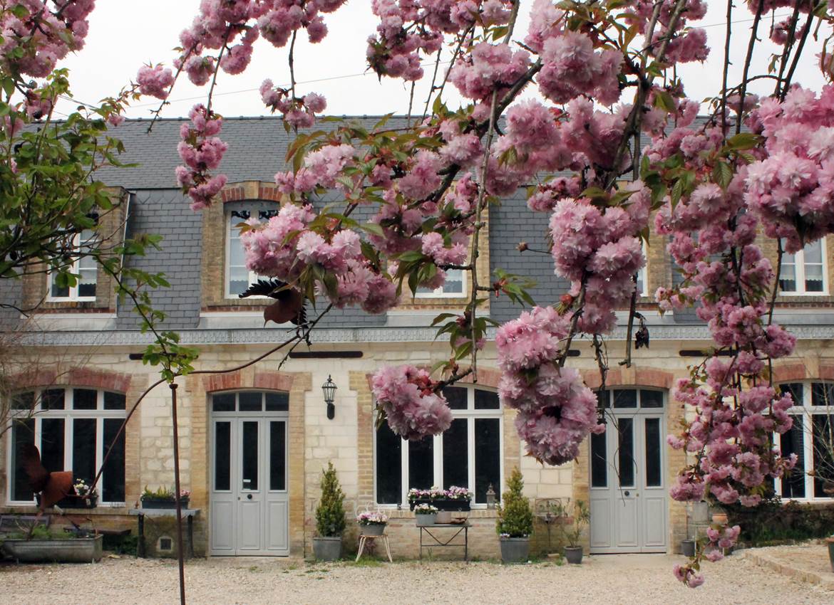 presbytere au printemps hd