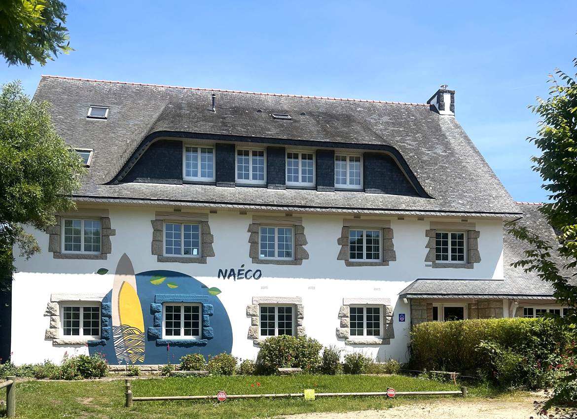 Facade Auberge Naéco Erdeven