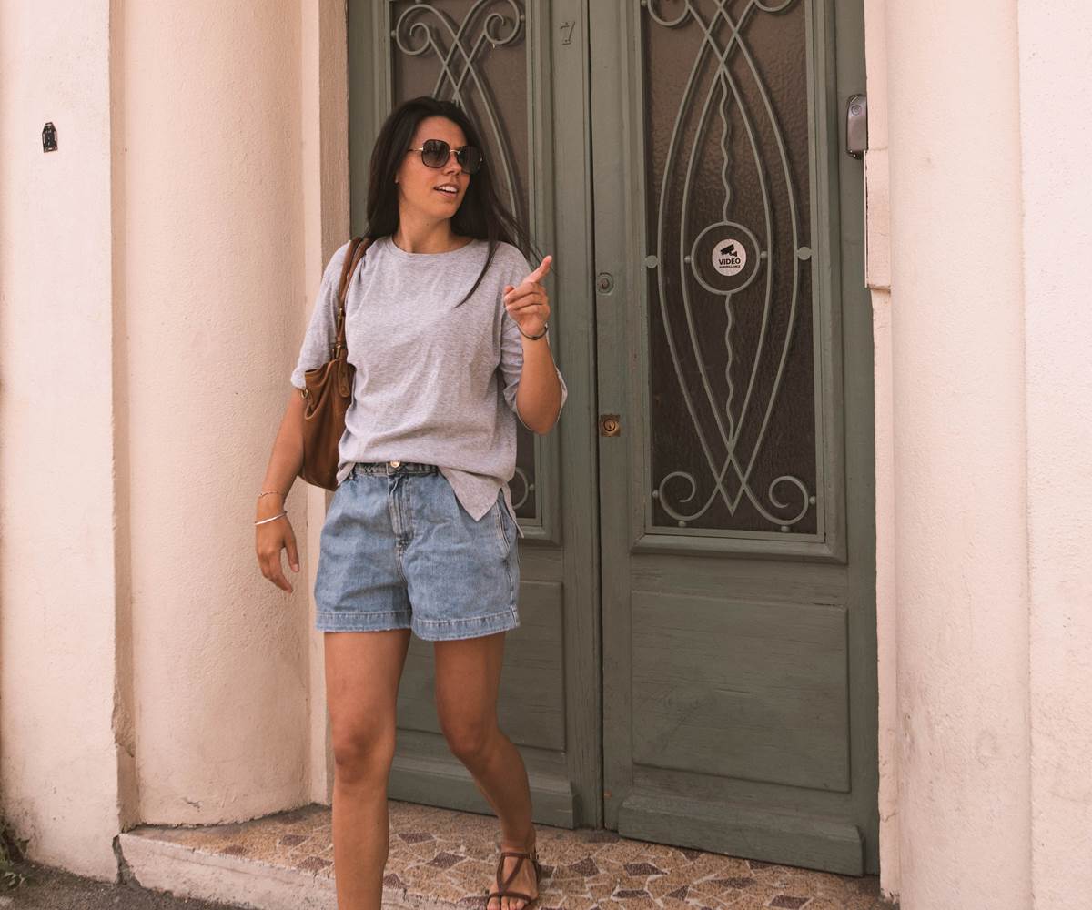 back in the street to explore