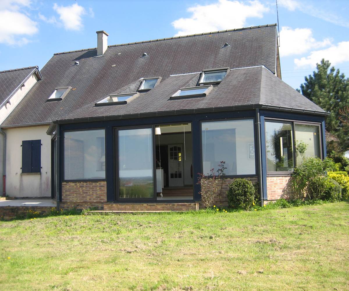 Maison dans la baie du mont Saint Michel pour 12 personnes, entièrement équipée, gite à Courtils,