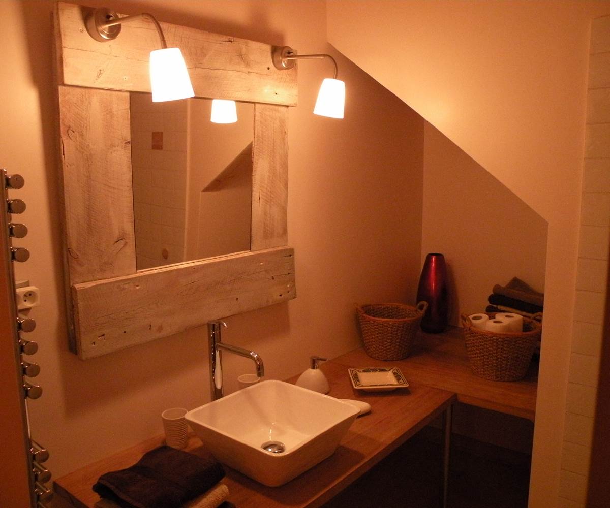 Salle d'eau chambre 2