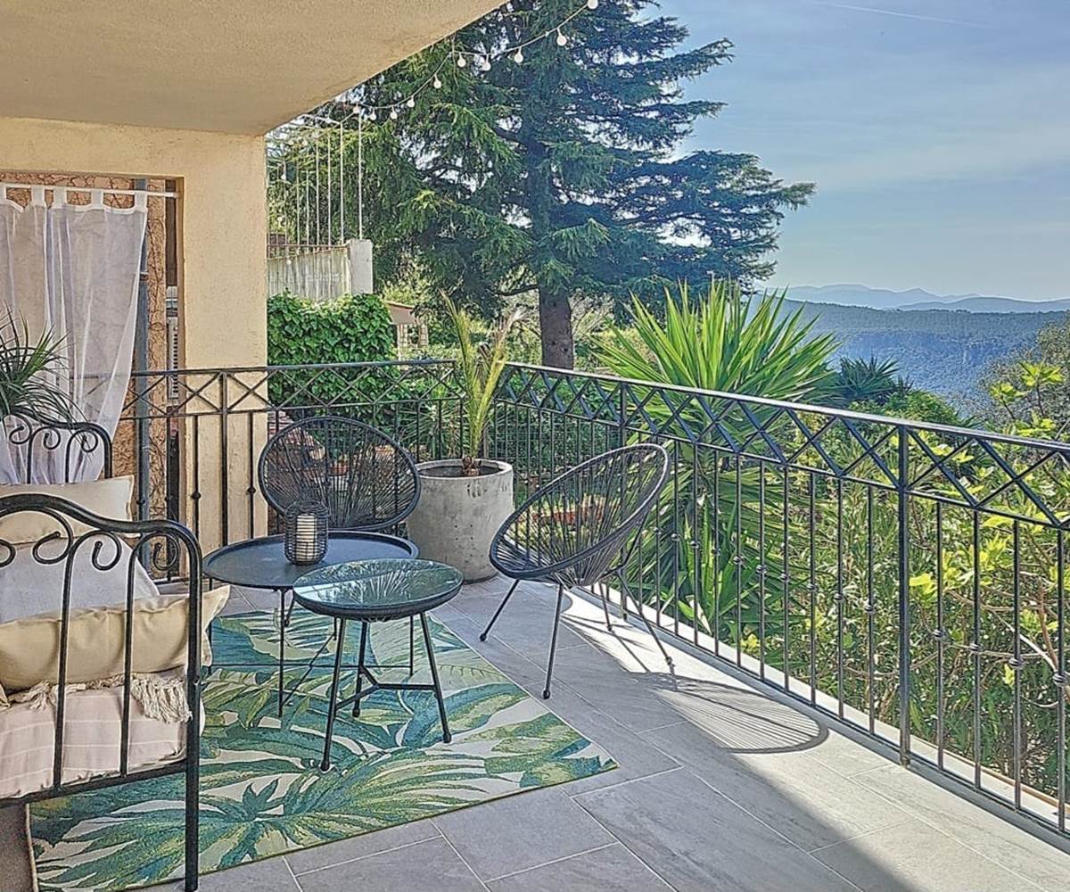 TERRASSE VUE NATURE PRESERVEE ET MER