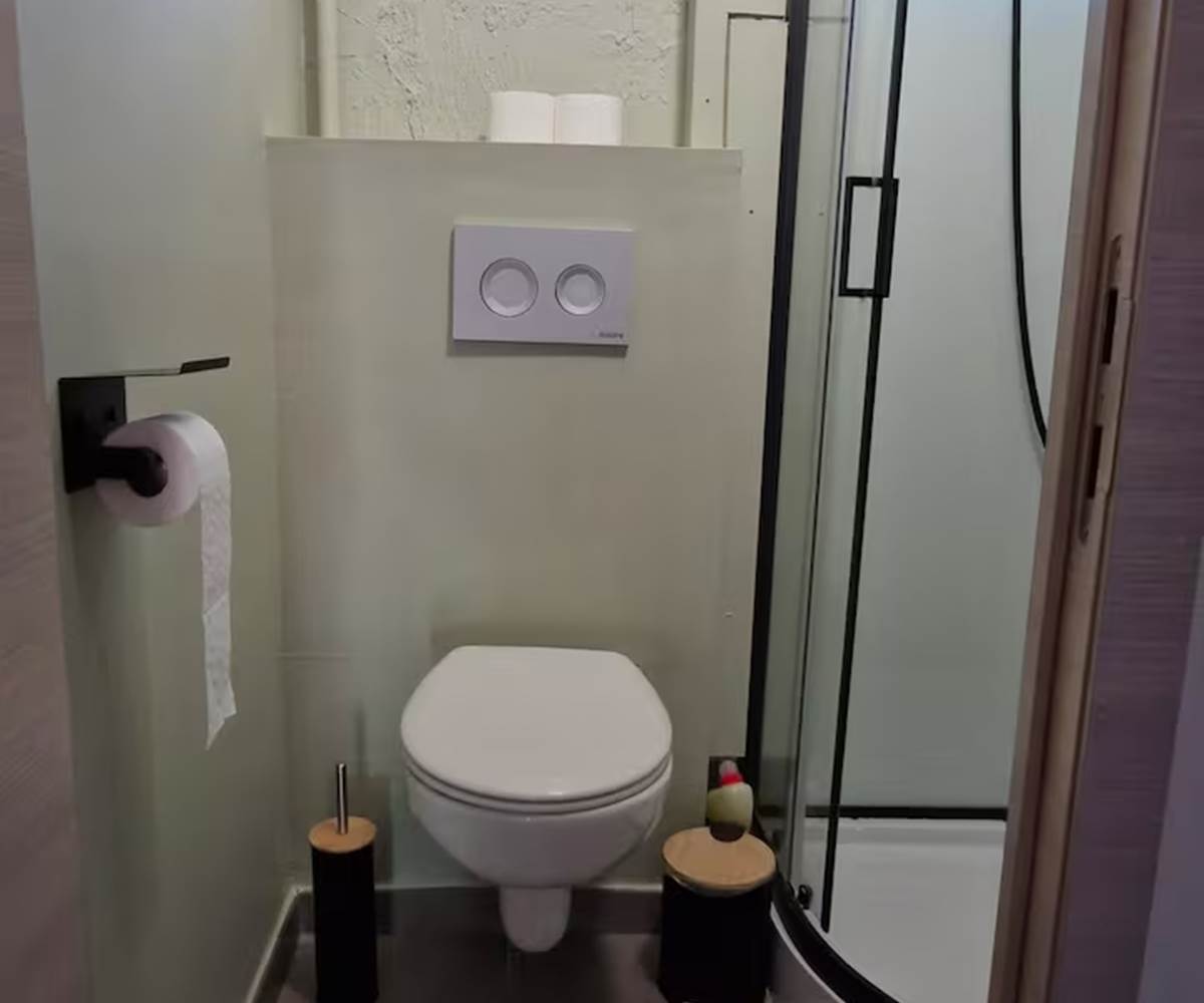 Salle de douche: et WC Casa Gaumaise