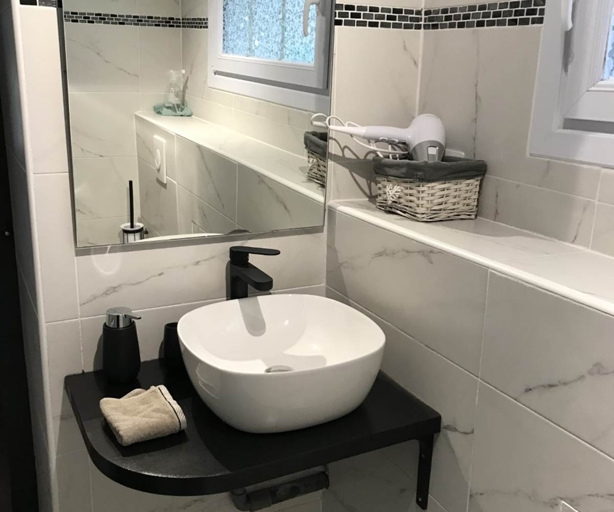 salle d'eau côté lavabo