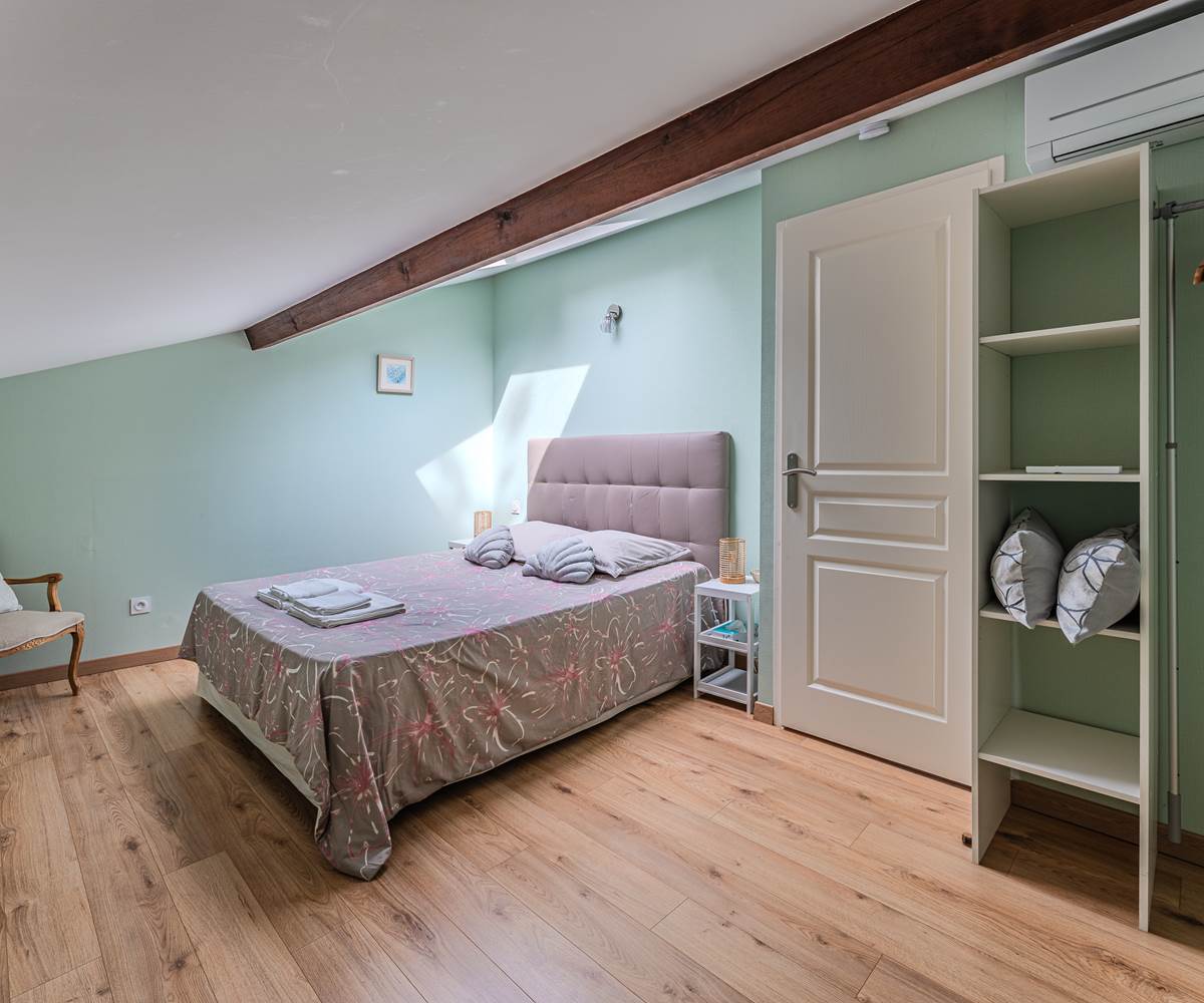 Chambre gîte 2 lit 160x200 climatisée