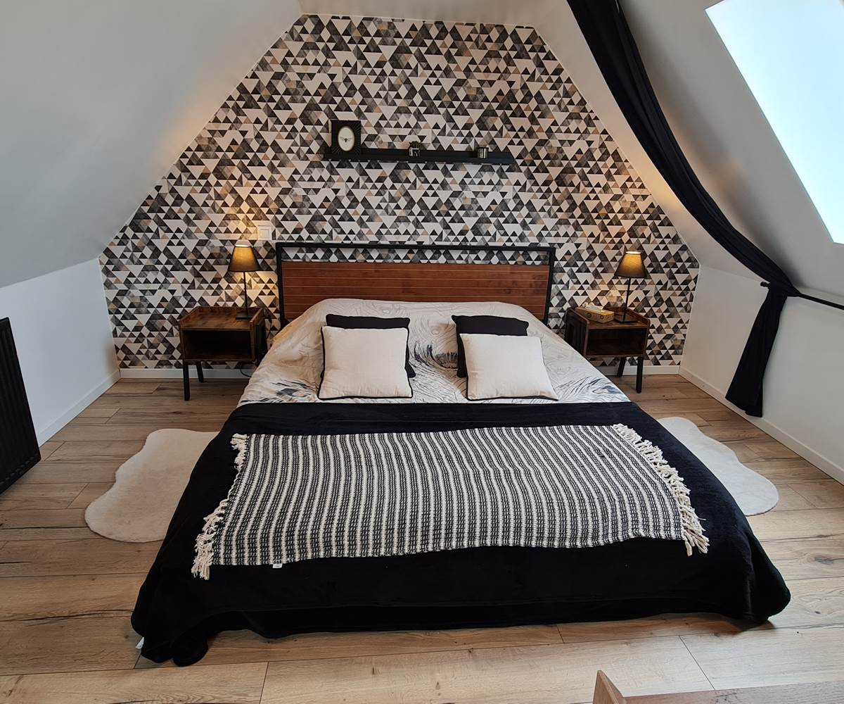 Location hébergement avec 4 grandes chambres et 2 salles de bains à Lille